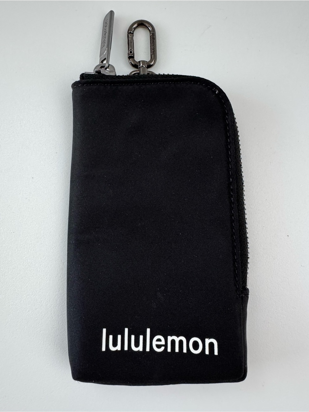 Lululemon Clippable Card Pouch Black White Letter OS